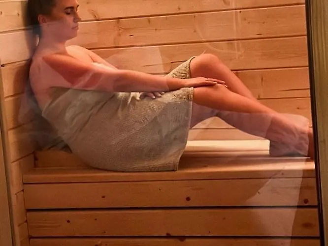 Bukowa Jezioro Zywieckie Beskid Zywiecki Slaski Sauna Jacuzzi Kominek Morsowanie Zywiec Szczyrk Horská chata