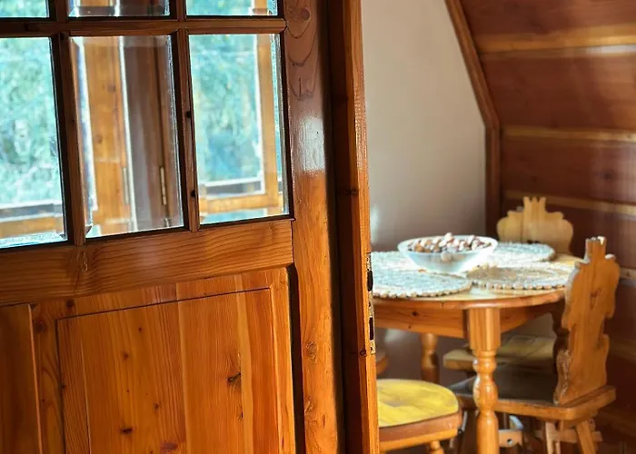 Horská chata Bukowa Jezioro Zywieckie Beskid Zywiecki Slaski Sauna Jacuzzi Kominek Morsowanie Zywiec Szczyrk