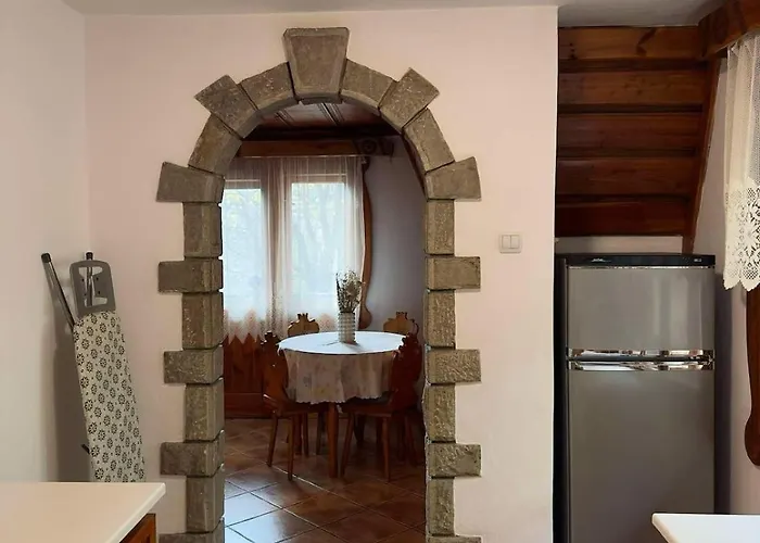 Horská chata Bukowa Jezioro Zywieckie Beskid Zywiecki Slaski Sauna Jacuzzi Kominek Morsowanie Zywiec Szczyrk *